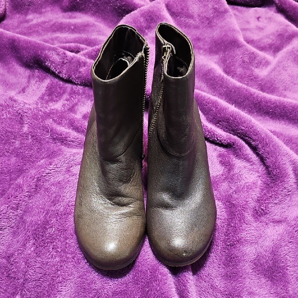 Quad Comfort Boots By Denver Hayes